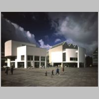 Richard Meier, Ulm Stadhaus Exhibition & Assembly Building (1986-1993), photo on architecture-history.jpg